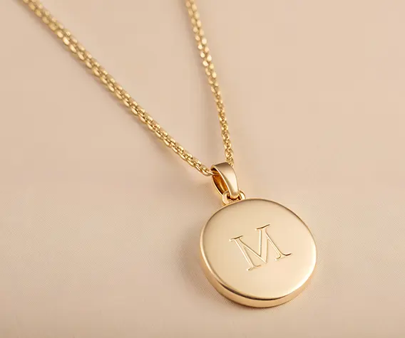 La emoción en el corazón de la joyería personalizada